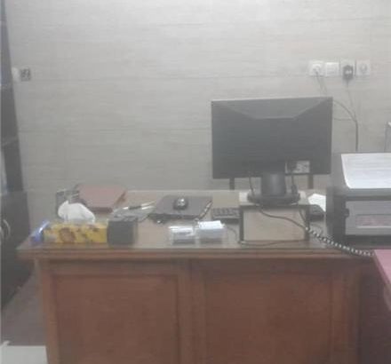 منشی خانم جهت کار اداری