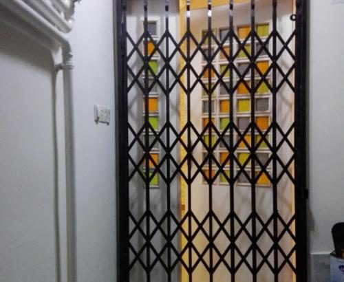 درب آکاردئونی ، حفاظ در ، جوشکاری